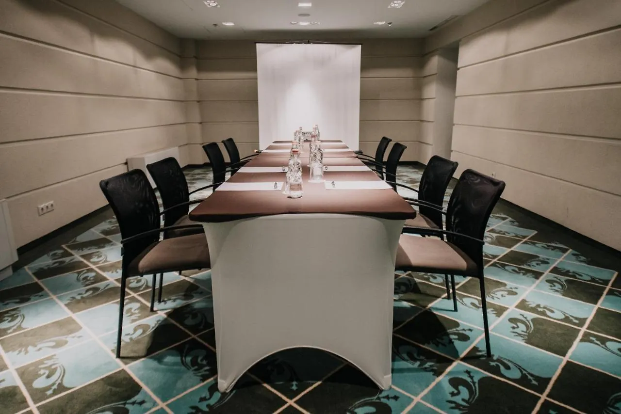 La Prima Fashion Hotel Budapest 4*,